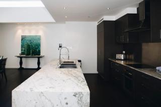 Lifestyle and Location on 'The Island' at Kawana - Parrearra - 6