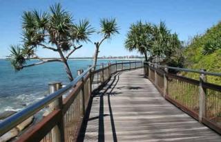 Location at Its Best - Ocean Views & Private Rooftop - Caloundra - 6