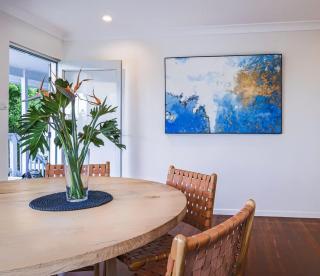 Moffat Beach Gem - Steps to Surf, Trails, Cafes - Caloundra - 2