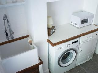 Large, stylish luxury 2 bed garden flat - Buxton - 3