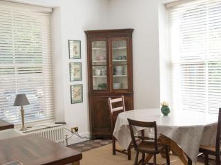 Large, stylish luxury 2 bed garden flat - Buxton - 2