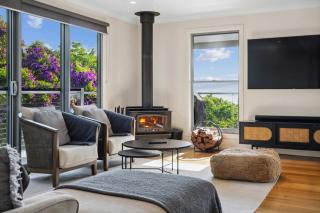 Flaxton Garden Home with Spectacular Coastal Views - Montville - 0