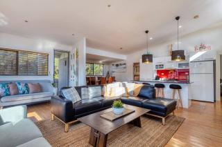Delightful Dicky Beach Holiday House - Caloundra - 4