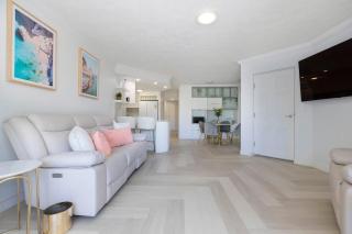 Salt & Sky - Kawana Rooftop Beach Break - Buddina - 3