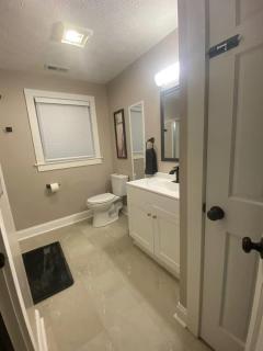 London Maisonette - Red Door - 8