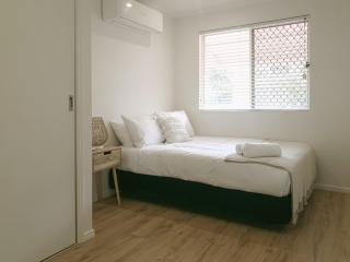 Escape to Coolum - A Vibrant Beachside Lifestyle - Coolum Beach - 1