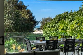 Absolute Beachfront Marcoola - Private Pool - Private Spa Bath - Games - 2