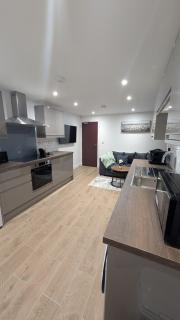 Prime Location 5 Bed Ensuite 6 Bathrooms in Derby city centre - Derby - 9