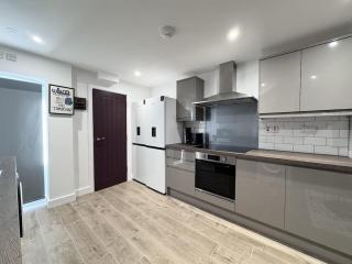 Prime Location 5 Bed Ensuite 6 Bathrooms in Derby city centre - Derby - 7