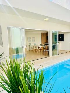 Lindo sobrado central e com piscina - Cascavel - 9