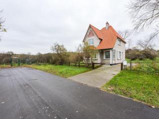 Villa in Koksijde near Hoge Blekker Dunes, cleaning included - Koksijde - 1