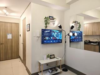 1BR Condotel with Balcony at FAME Residences #FM35-1 - Manila - 0