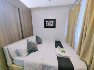 1BR Condotel with Balcony at FAME Residences #FM36-1 - Manila - 9