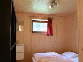 Nature Chalet in Durbuy Forest, cleaning included - Barvaux-sur-Ourthe - 1