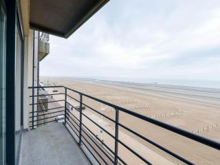 Apartment in Zeedijk with Sea View, cleaning included - Koksijde - 6