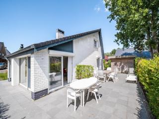 Villa in Koksijde with Sunny Terrace, cleaning included - Koksijde - 9