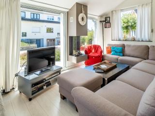 Villa in Koksijde with Sunny Terrace, cleaning included - Koksijde - 0