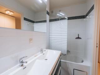 Apartment Nieuwpoort near Beach Promenade, cleaning included - Oostduinkerke - 1