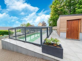 Farm Stay with Indoor Pool, cleaning included - Goesnes - 4