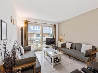 Apartment near Zeedijk Beach, cleaning included - Koksijde - 1