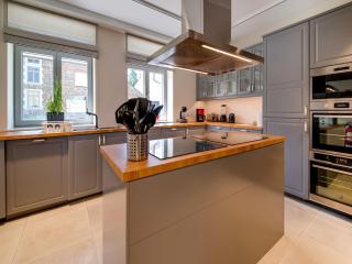 Holiday Home in Belgium with Forest Nearby, cleaning included - Bourseigne-Neuve - 7