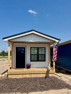 Frontier Suites - Wolf Creek - 0