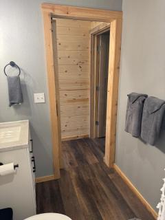 Frontier Suites - Wolf Creek - 4