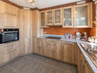 Spacious Getaway near Spa F1, cleaning included - 4