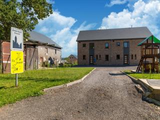 Spacious Getaway near Spa F1, cleaning included - 2