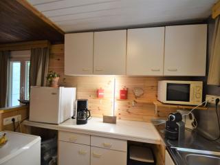 Chalet Retreat with Private Deck, cleaning included - Oignies-en-Thierache - 7