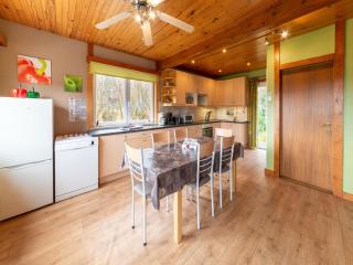 Holiday Home in Ardennes near La Roche Castle, cleaning included - Érezée - 2