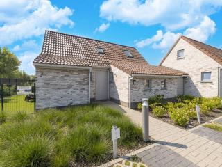 Holiday Home in Koksijde with Garden & Parking, cleaning included - Koksijde - 3