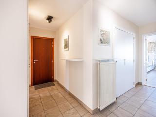Apartment in St-Idesbald with Sea View, cleaning included - Sint-Idesbald - 2