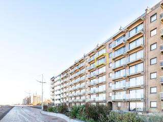 Apartment in St-Idesbald with Sea View, cleaning included - Sint-Idesbald - 3