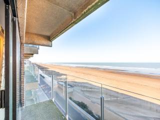 Apartment in St-Idesbald with Sea View, cleaning included - Sint-Idesbald - 4