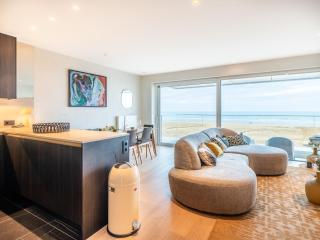 Apartment in Koksijde with Stunning Sea Views, cleaning included - Sint-Idesbald - 1