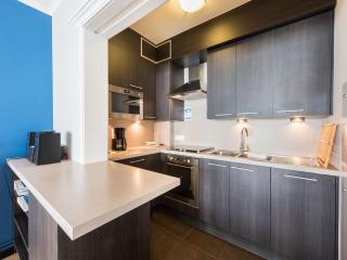 Apartment near the Sea with Modern Comfort, cleaning included - Koksijde - 8