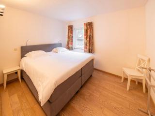 Cottage by Semois River in Ardennes Forest, cleaning included - Vresse-sur-Semois - 6