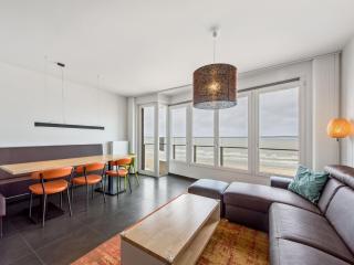 Apartment on Zeedijk with Sea View, cleaning included - Koksijde - 4