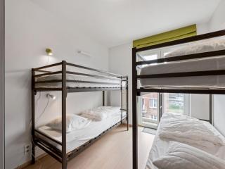 Apartment on Zeedijk with Sea View, cleaning included - Koksijde - 2