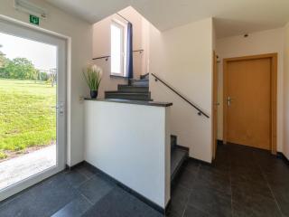 Holiday Home in Ardennes with Valley View, cleaning included - Houffalize - 3