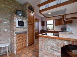 Holiday Home in Noville with Garden & BBQ, cleaning included - Bastogne - 3