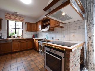 Holiday Home in Noville with Garden & BBQ, cleaning included - Bastogne - 0