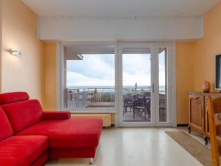 Stylish Seaside Stay with Pool, cleaning included - 2