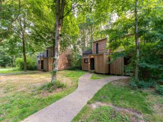Cottage in Tournai with Forest View, cleaning included - - 2