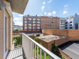 Apartment near seawall with sea view, cleaning included - Koksijde - 4