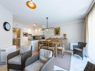 Apartment near seawall with sea view, cleaning included - Koksijde - 0