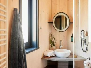Suite in Tournai near Leisure Award Park, cleaning included - - 4