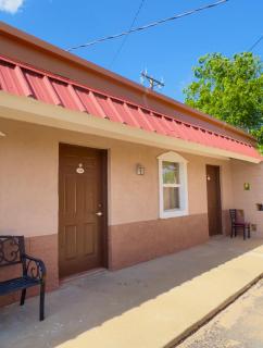 Budget Inn - Post - 3