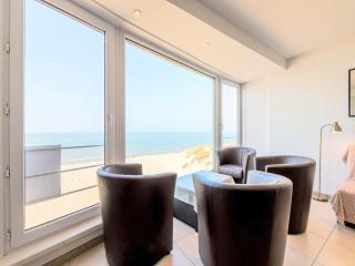 Koksijde Beachfront Vitalo 502, cleaning included - Koksijde - 2